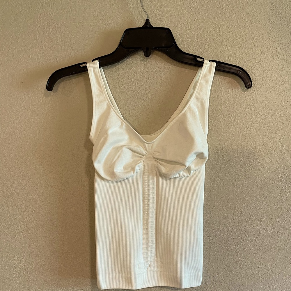 White Pilates/Yoga Seamless Top